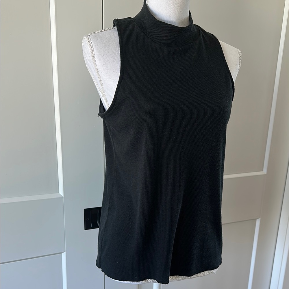 Chaser Racerback Black Top - Picture 3 of 8
